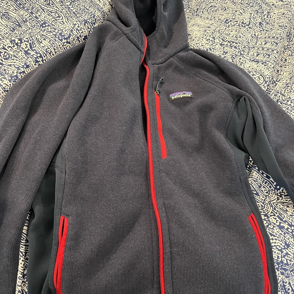 Patagonia navy batter sweater men’s Jacket with Red Trim size XS